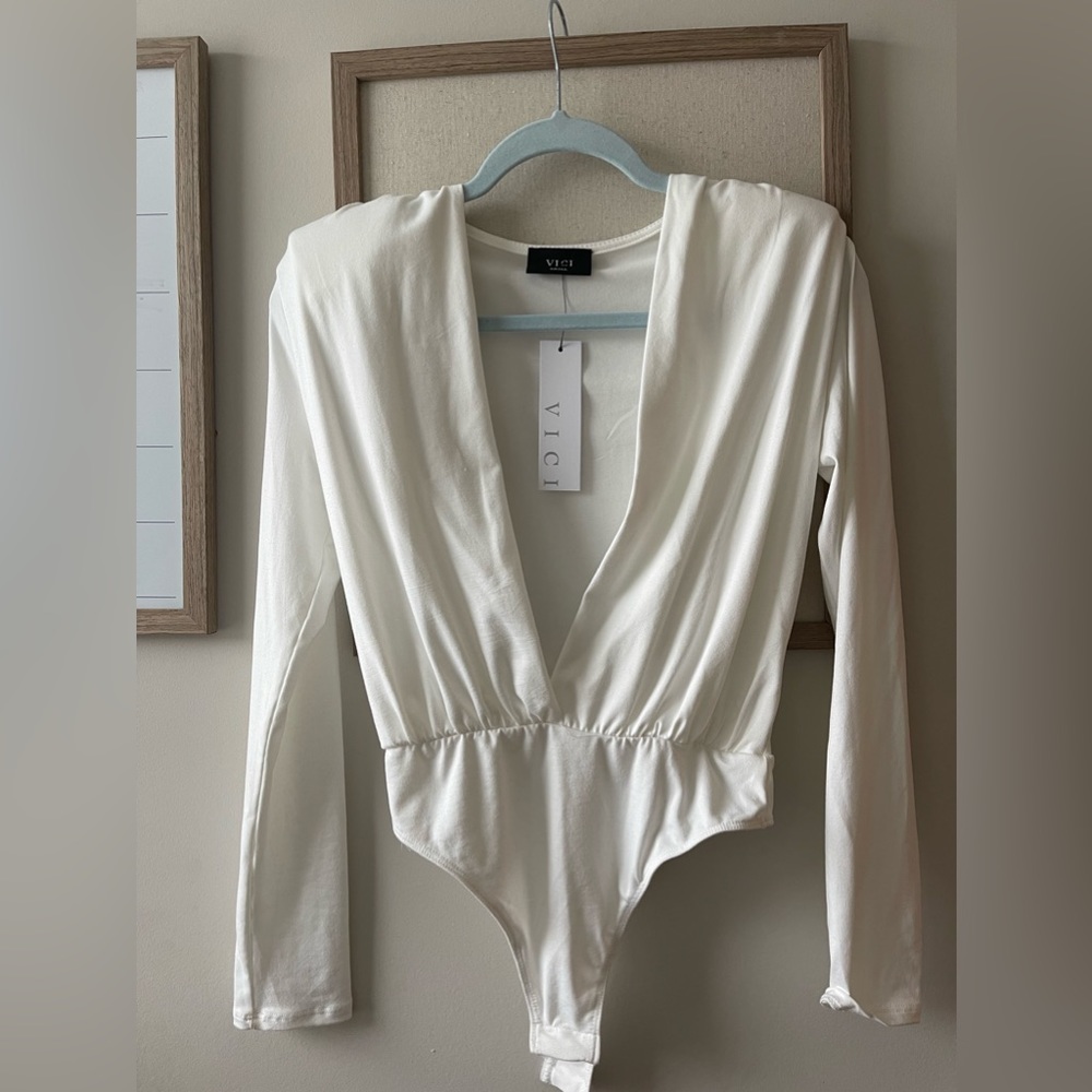nwt vici bodysuit